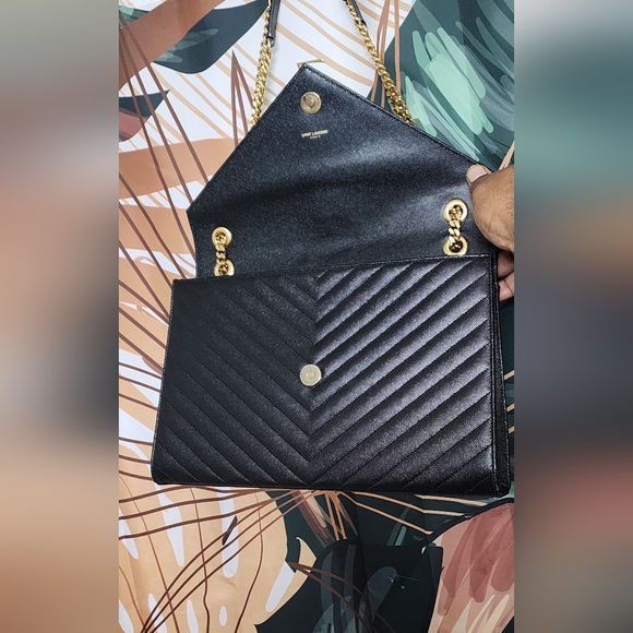 Classic Monogram Envelope Satchel Matelasse Chevron Leather Large - Picture 2 of 8